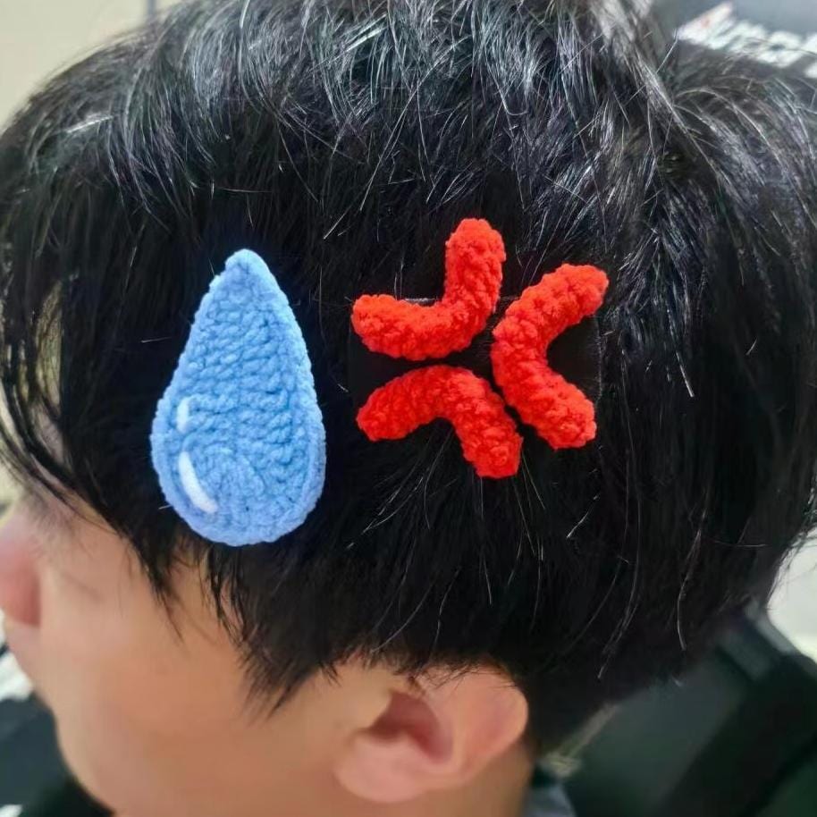 Angry Hair Clip