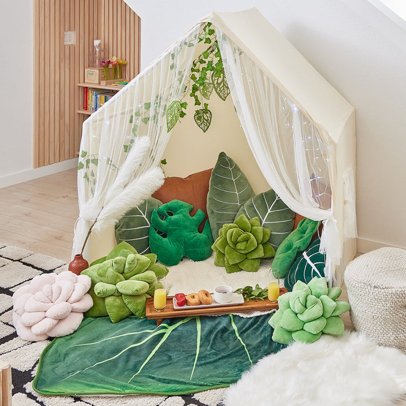 Green Leaf Blanket