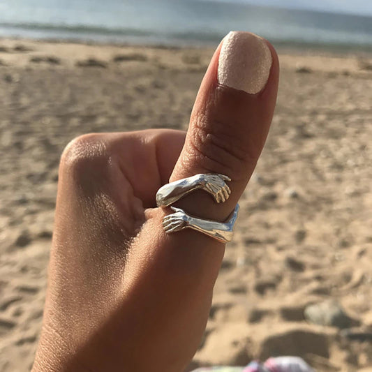 Hug Ring