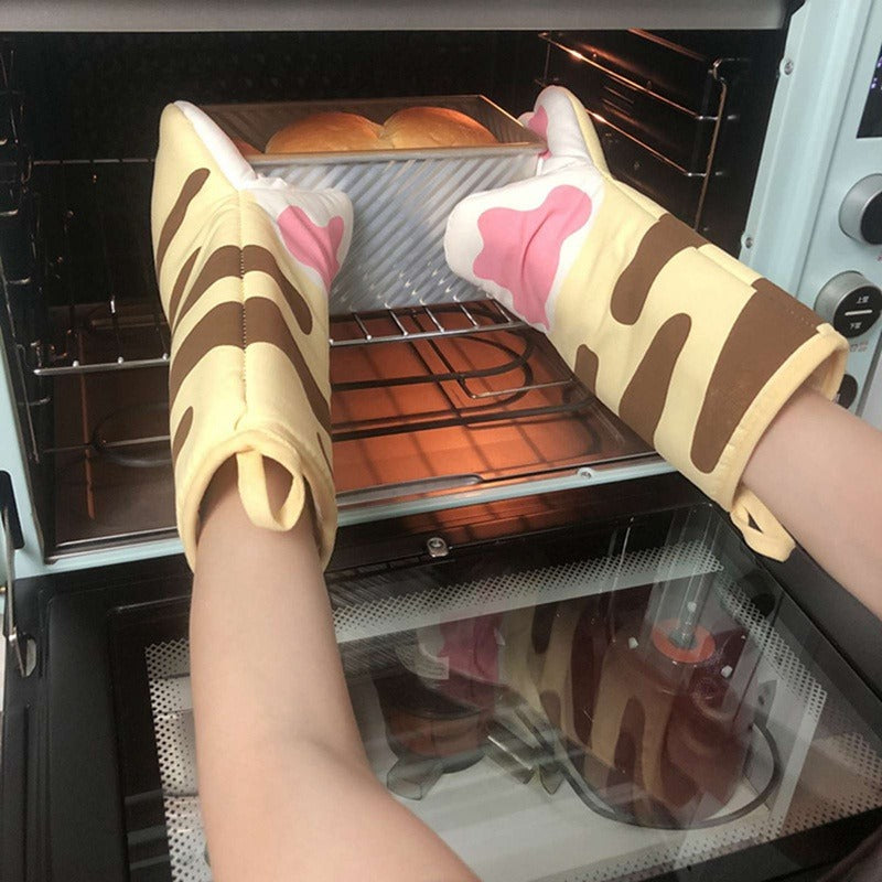 Cat Paws Oven Mitts