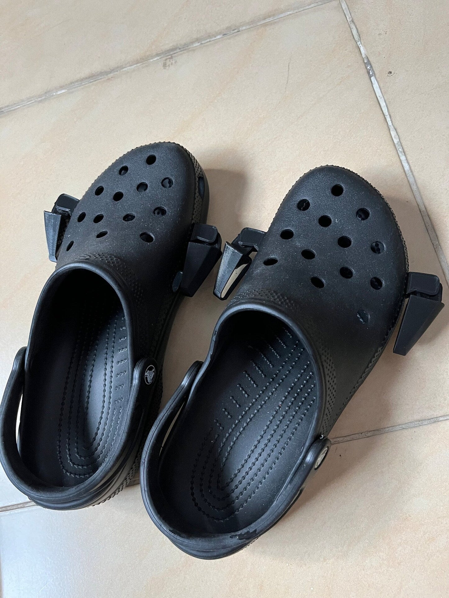 Croc Side Mirror Charm
